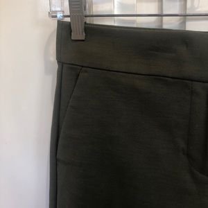 Wide leg ankle crop olive green pants (petite)